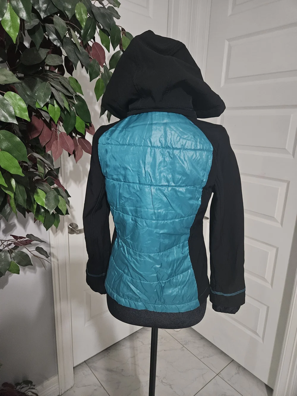 London Fog Teal Front with Black Hooded Puffer Jacket